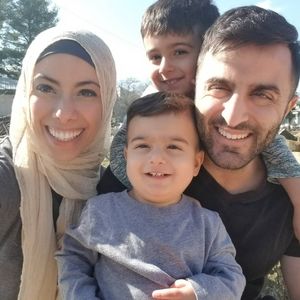 Meet your Posher, Fatima